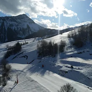 vostok-32m2-balcon-sud-vue-pistes-dco-savoie-9e-tage.hotels-rhonealpes.com/